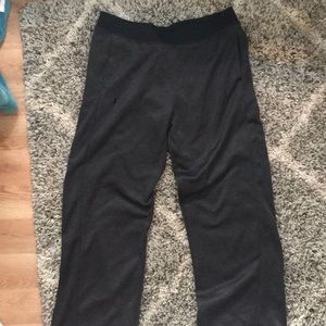 Never worn under armour sweats